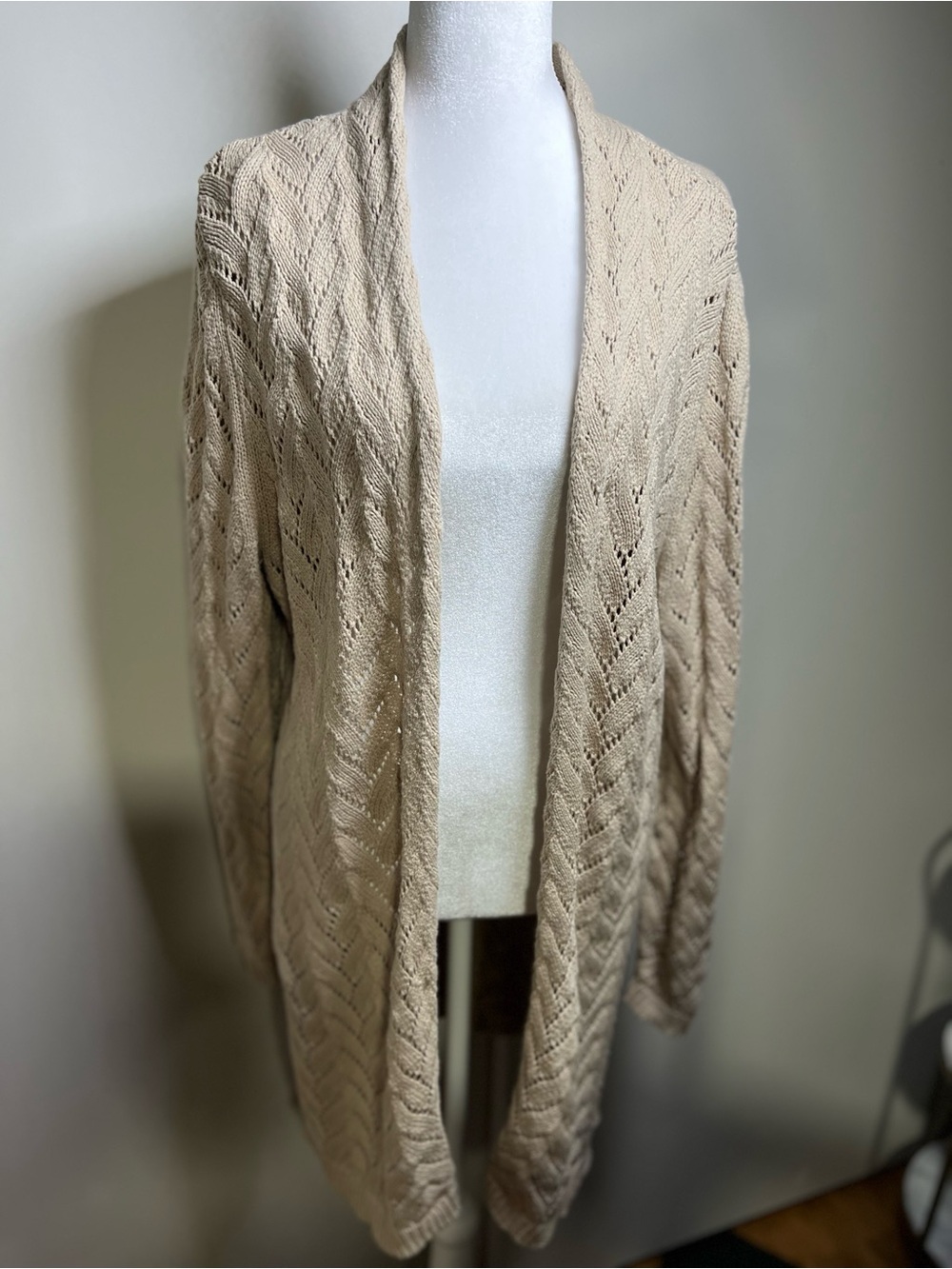 Leo & Nicole Open-Front Beige Cable Knit Cardigan